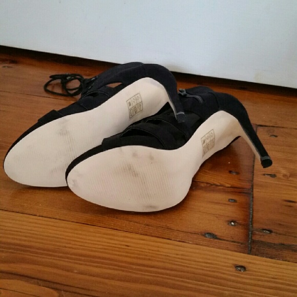 ASOS lace up high heels - Picture 3 of 4