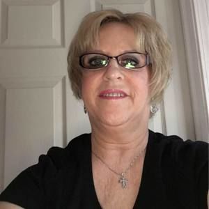 Meet your Posher, Connie