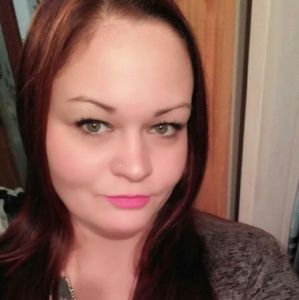 Meet your Posher, Felicia