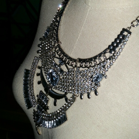 BRAND NEW Fabulous Coachella Vintage Necklace - Picture 2 of 4