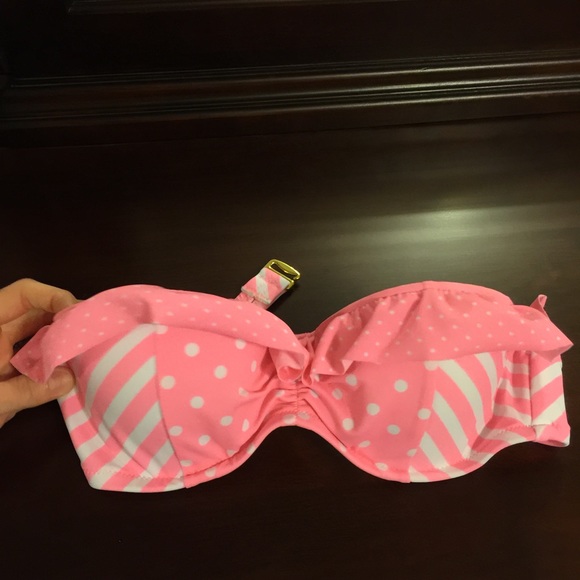 Victoria's Secret bandeau.