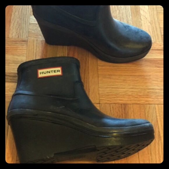 Hunter Aston Wedge Rainboots, size 7