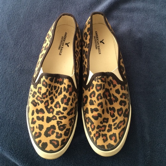 AEO Size 9 Print Shoes