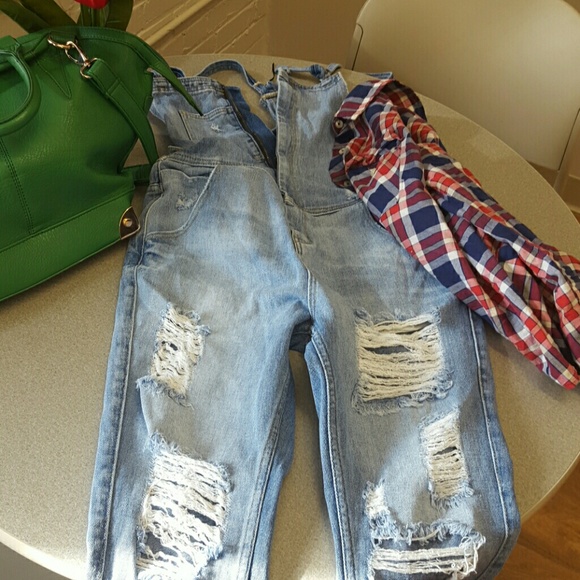 Straight leg destroyed jean jumper - Picture 2 of 4