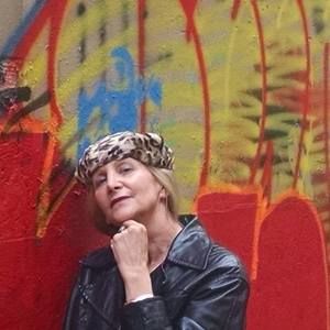 Meet your Posher, Debbra