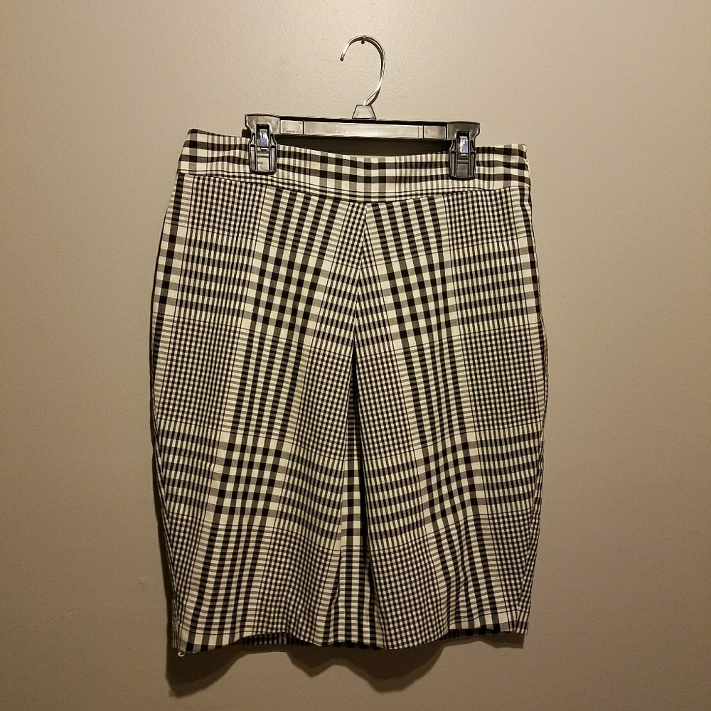 The Limited Black and White Plaid pencil skirt S