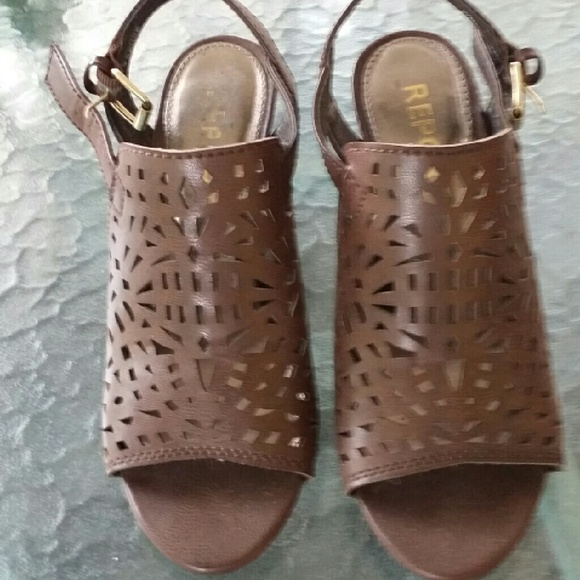 Brown Report Wedges