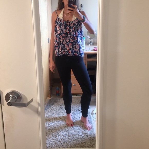 Floral ruffle tank