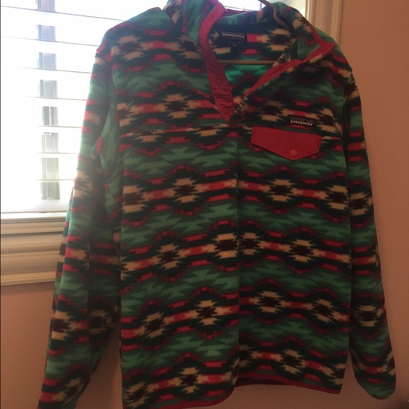 women's Patagonia pullover