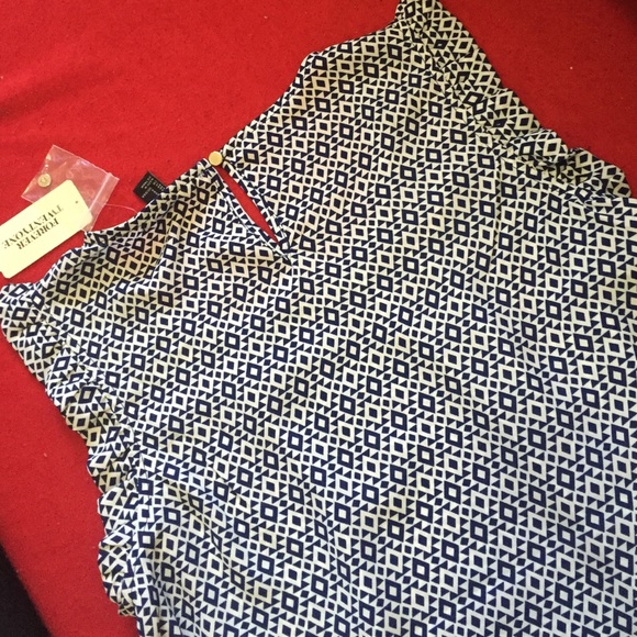 Forever 21 blouse - Picture 2 of 3