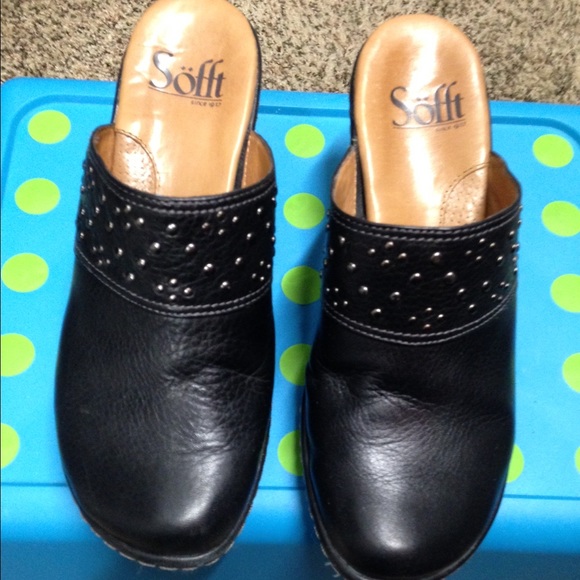 Sofft Black Leather Mules Clogs Size 6