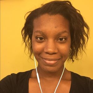 Meet your Posher, Desiree