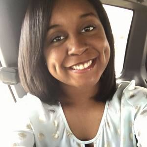 Meet your Posher, Destinee