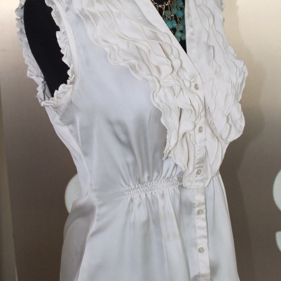 Soft Ruffled Cream Top - Picture 2 of 4