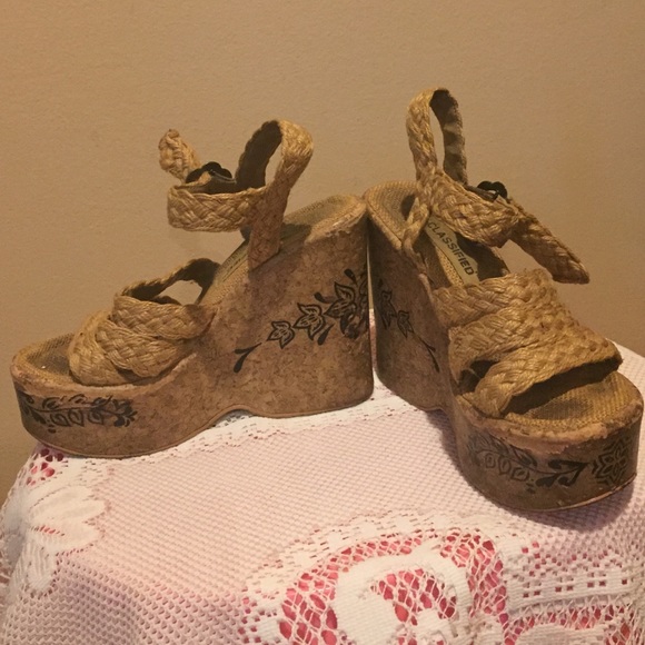 Classified vintage platform  espadrille wedge