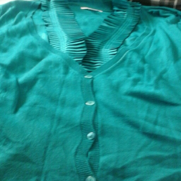 Sweater - Picture 1 of 2