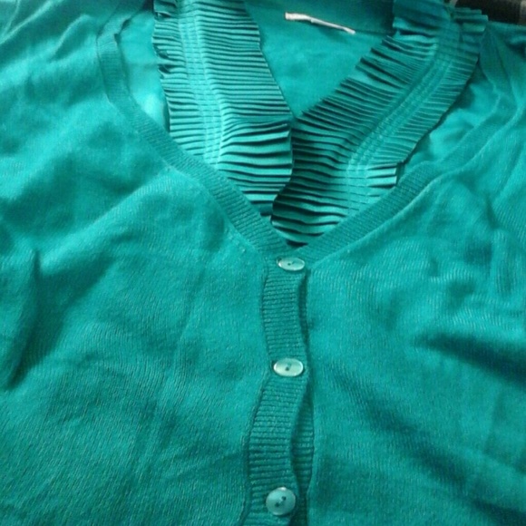 Sweater - Picture 2 of 2