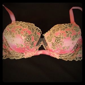 Victoria Secret sexy bra