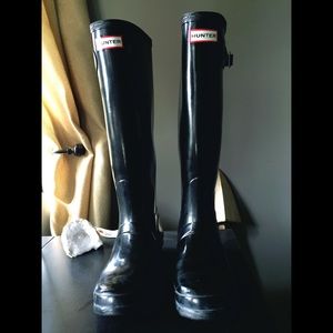 Hunter's rain boots