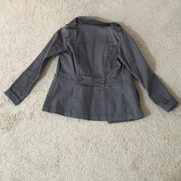 H&M lightweight canvas jacket. - Picture 3 of 4