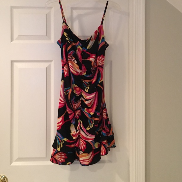 Fun & flirty BCBG cocktail dress