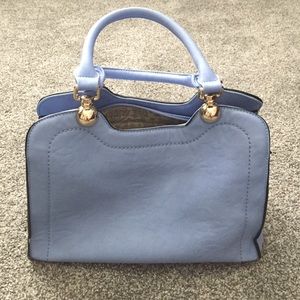 Simply Noelle Periwinkle Purse VGUC