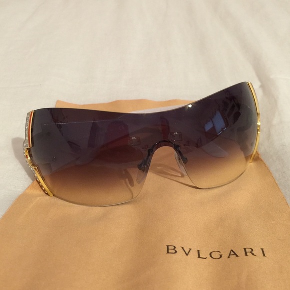 BVLGARI Accessories - ⭐️24 HOUR SALE!⭐️ •Authentic Bvlgari Sunglasses•