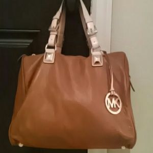 Michael Kors soft leather purse