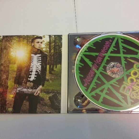 Blood on the dance floor anthem of the outcast - Picture 2 of 3