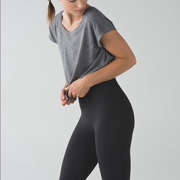 Lululemon zone it tight size 10 pants in dark gray