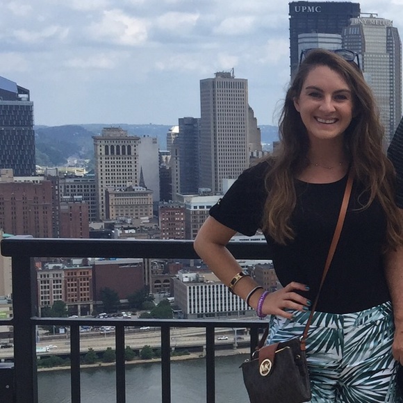 Meet your Posher, Kristen