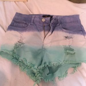 High waist distressed shorts