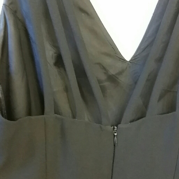 Dress - Picture 2 of 4