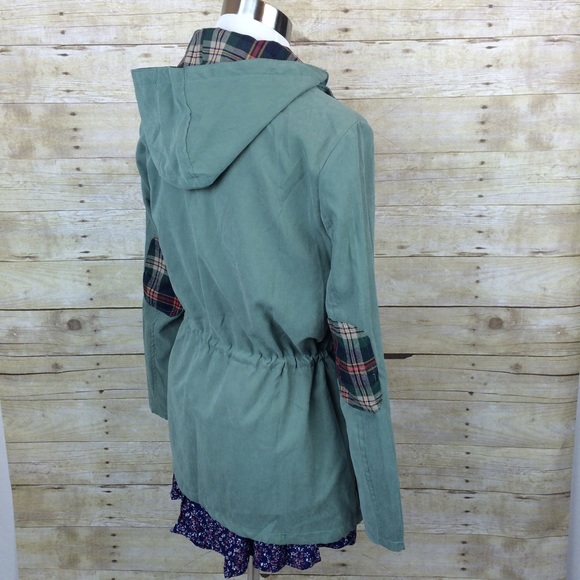 AROUND TOWN Lightweight Jacket - Picture 3 of 4