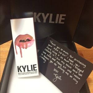 Kylie lipkit Candy k