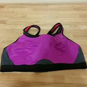 Champion max support sports bra