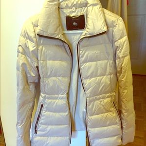 Zara puffer jacket size small