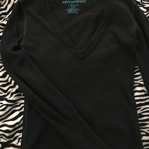 Black Aeropostale sweater - Picture 1 of 2
