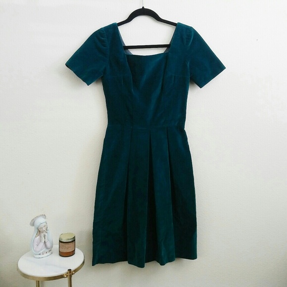 Vintage Velvet Emerald Fit to Flare Dress - Picture 3 of 6