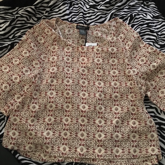 Small Tan and pink blouse - Picture 1 of 2