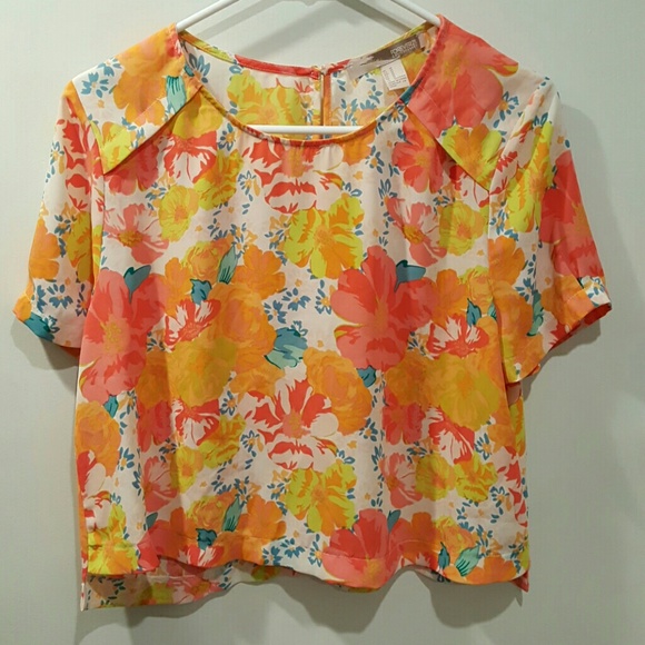 Crop top