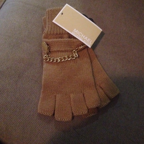 Michael Kors Gloves