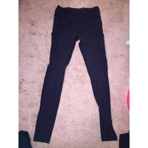 Black Lululemon Leggings ALL THE RIGHT PLACES