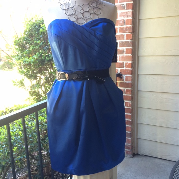 NWT Royal blue strapless dress w pockets! - Picture 3 of 3