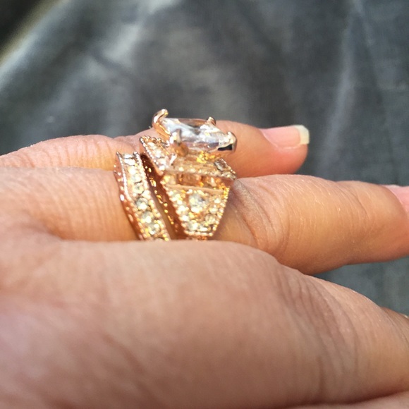 Rose gold cz wedding set - Picture 3 of 4