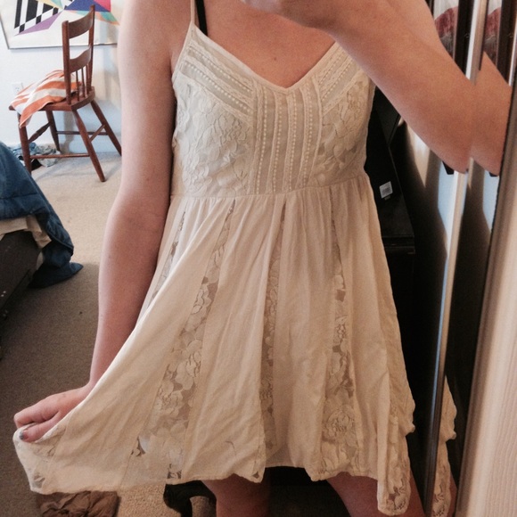 Model of American Eagle Dress