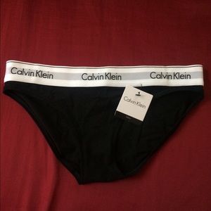 NWT Calvin Klein panty