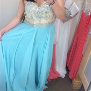 Prom/winter formal dress
