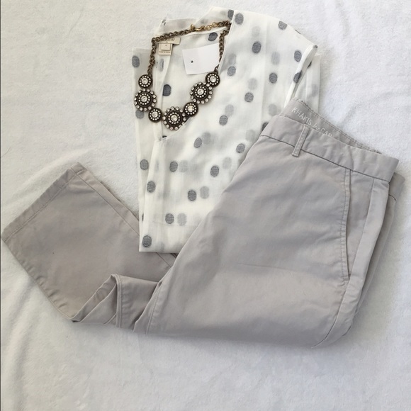 GAP Pants - Gap "Broken In" Straight Khakis in Gray