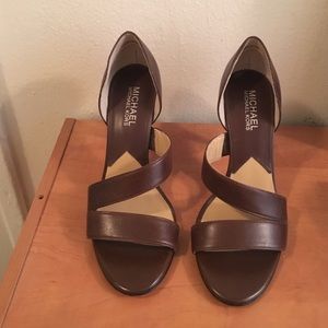 Michael Kors, size 6, espresso brown